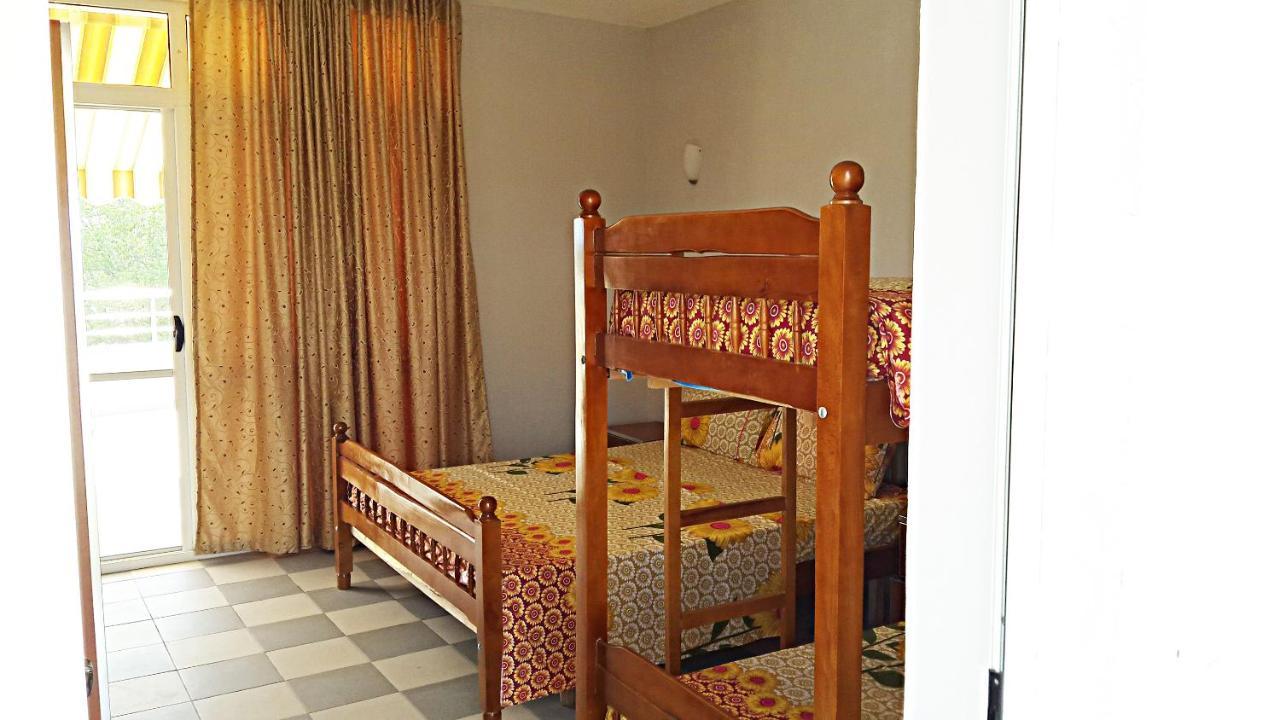 Hotel Aquarius Velipojë 外观 照片