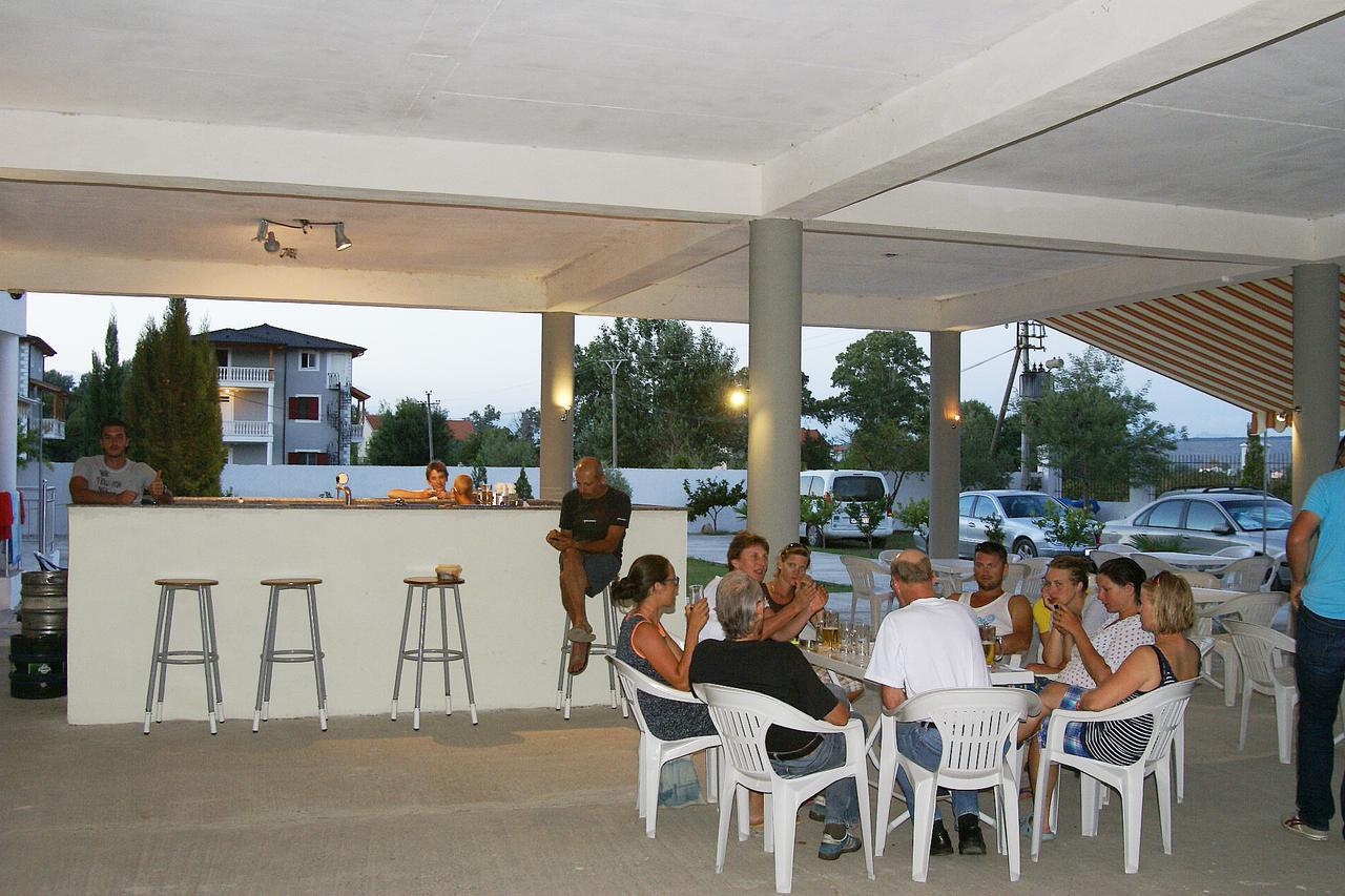Hotel Aquarius Velipojë 外观 照片
