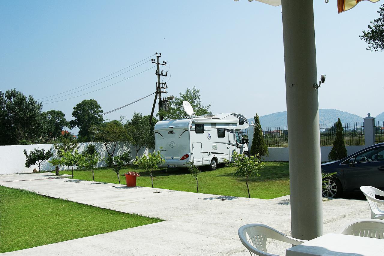 Hotel Aquarius Velipojë 外观 照片