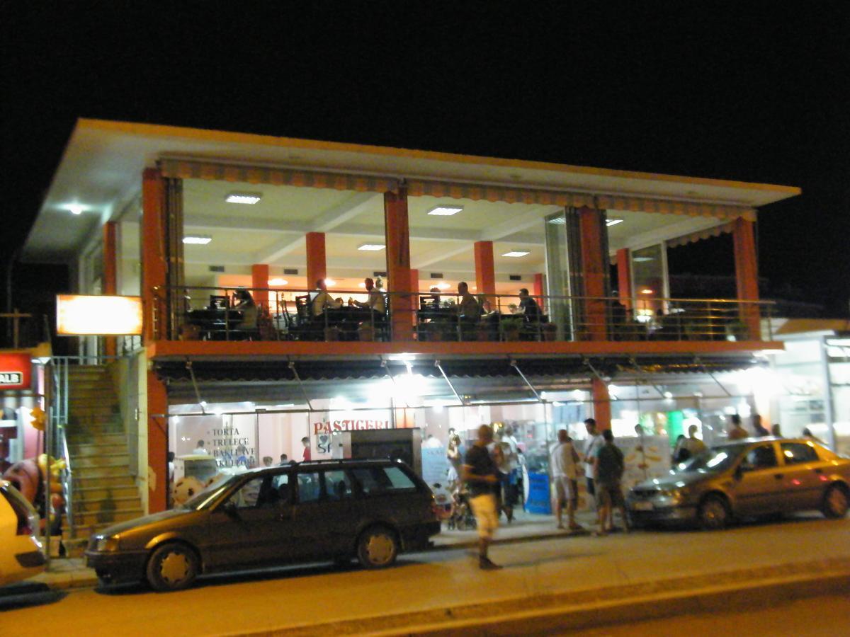 Hotel Aquarius Velipojë 外观 照片